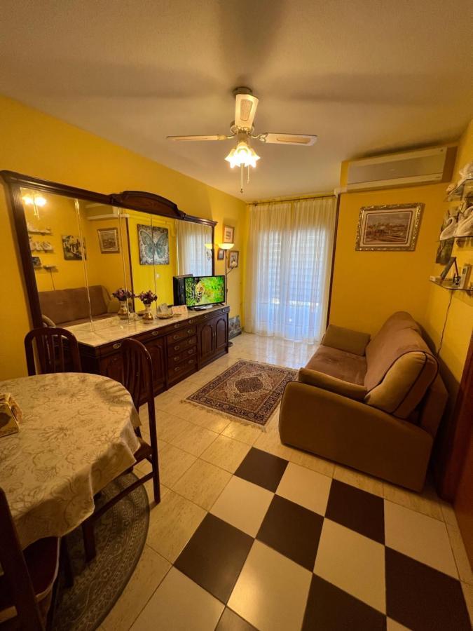 Apartament Montana Torrevieja Exterior photo
